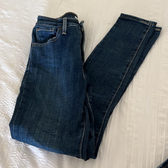 721 High Rise Skinny - Picture 3 of 5